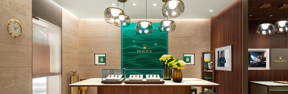 rolex woo hing showroom desktop 1221x400 1